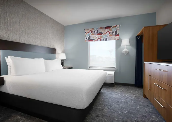 Home2 By Hilton Phoenix Hotel 3*